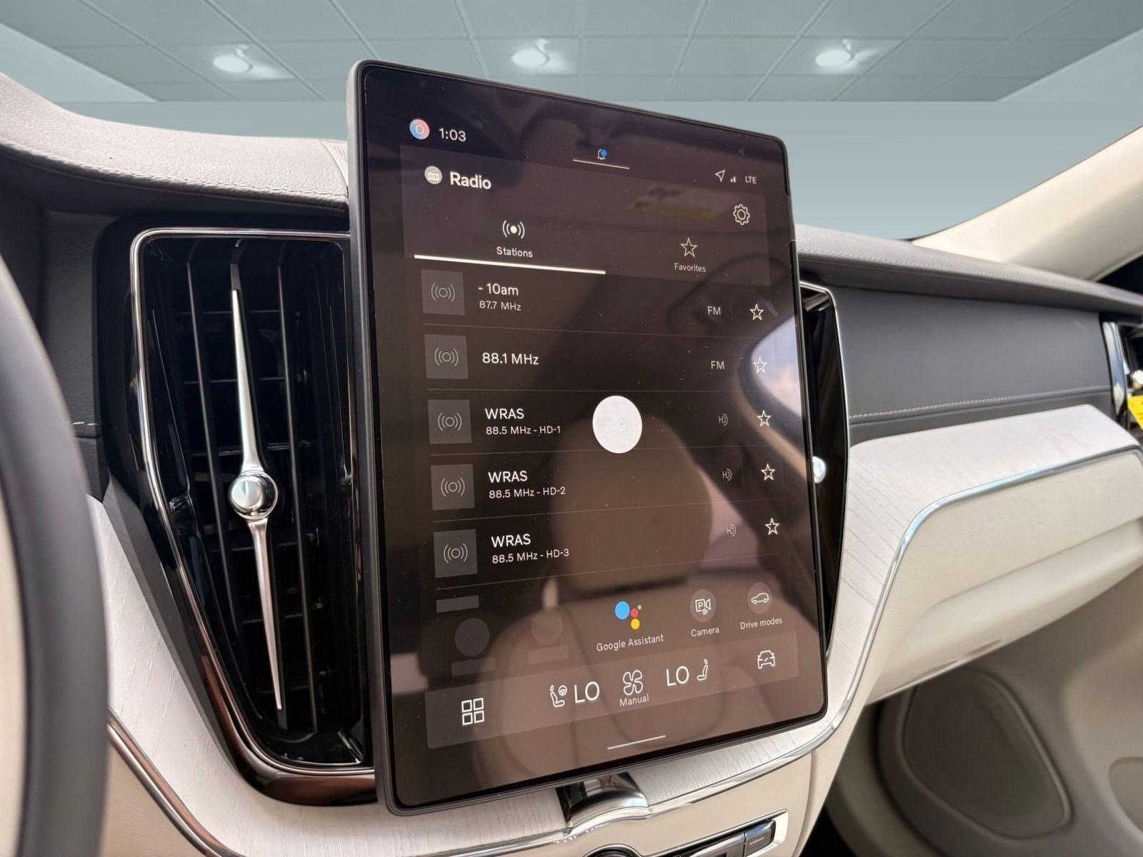 New 2026 Volvo XC60 B5 Ultra w/ Climate Package image 30