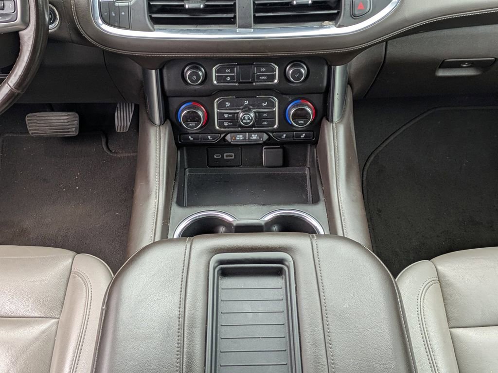 Used 2021 Chevrolet Tahoe Z71 w/ Z71 Off-Road Package image 19