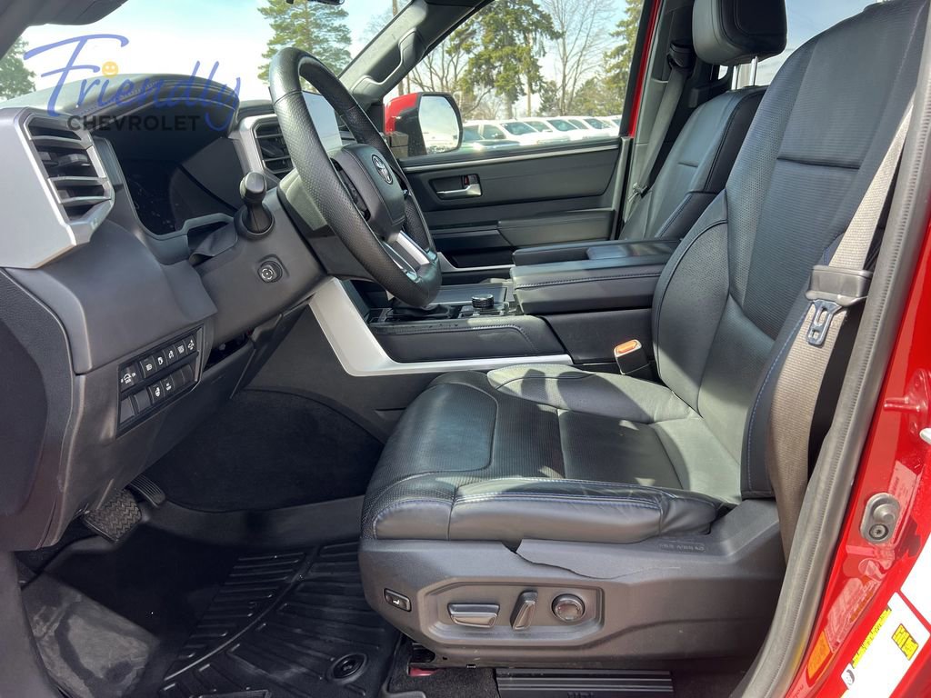 Used 2023 Toyota Sequoia Platinum AWD/4WD image 17