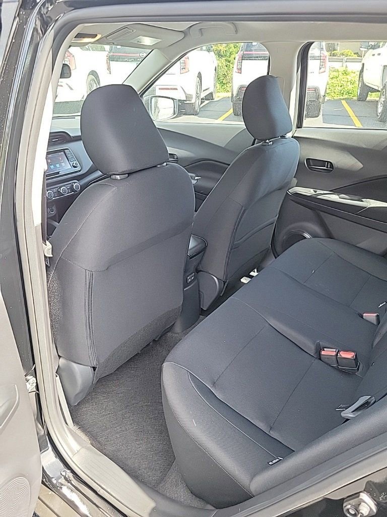 New 2025 Nissan Kicks Play S image 29