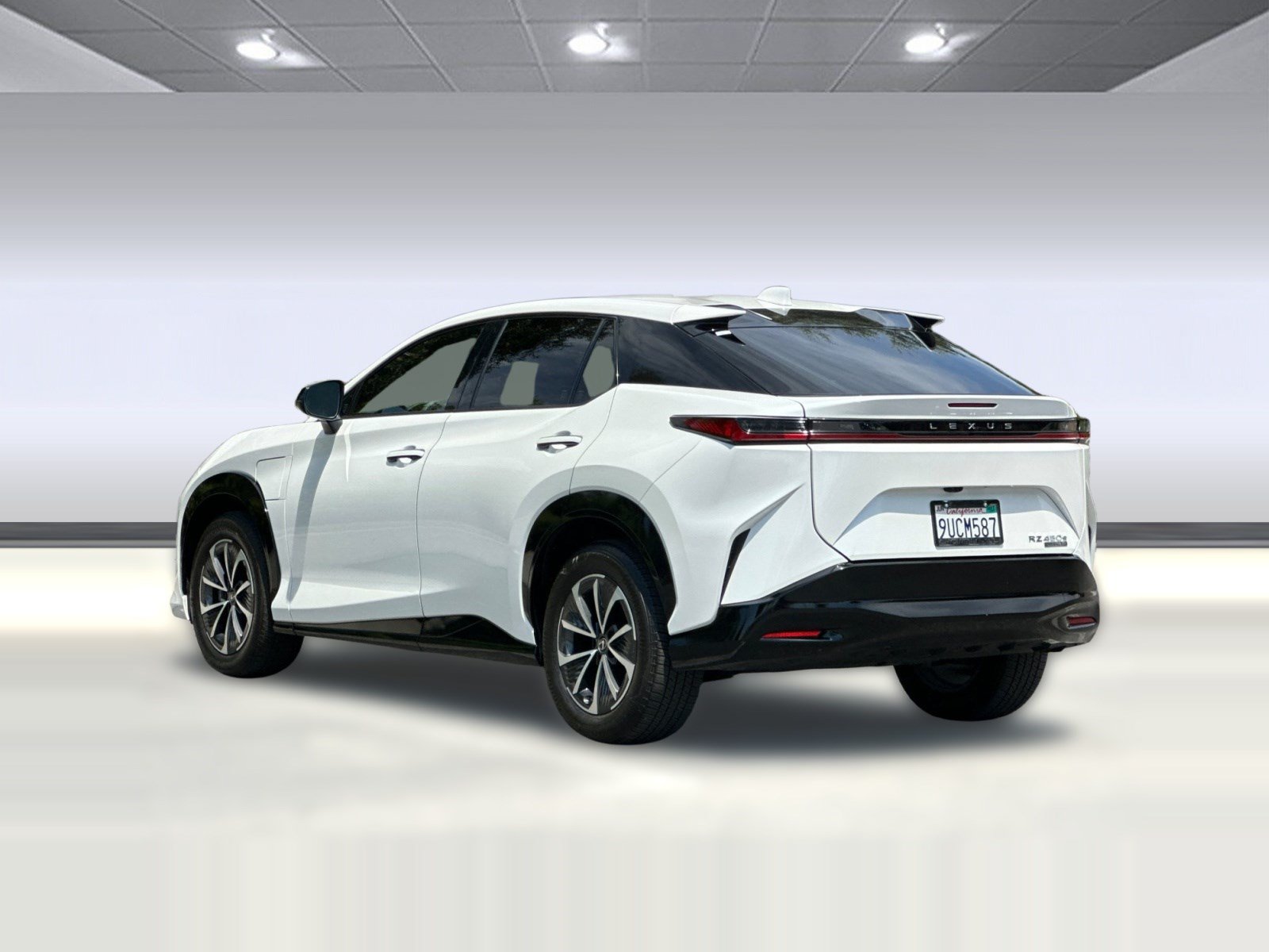 Certified 2025 Lexus RZ 450e AWD/4WD image 3