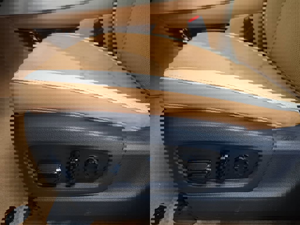 New 2026 Lexus RZ 450e 450e Premium image 29