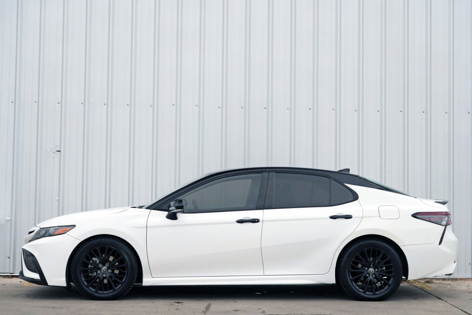 Used 2022 Toyota Camry Nightshade w/ Convenience Package image 8