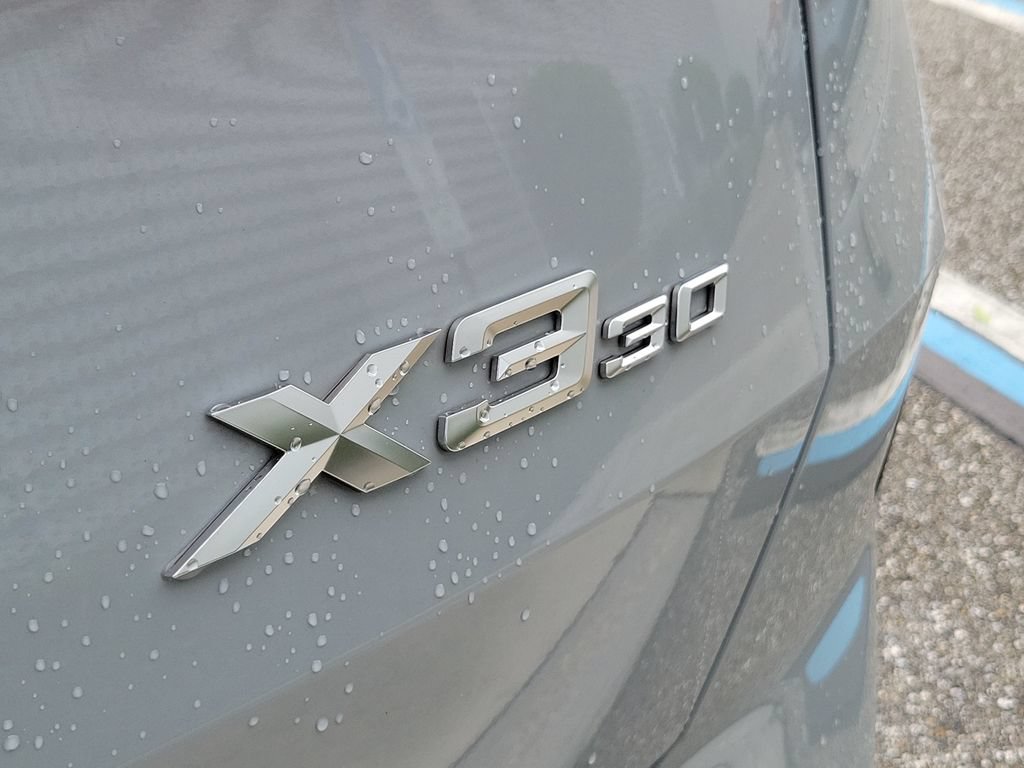 Used 2025 BMW X3 xDrive30i w/ M Sport Package AWD/4WD image 6