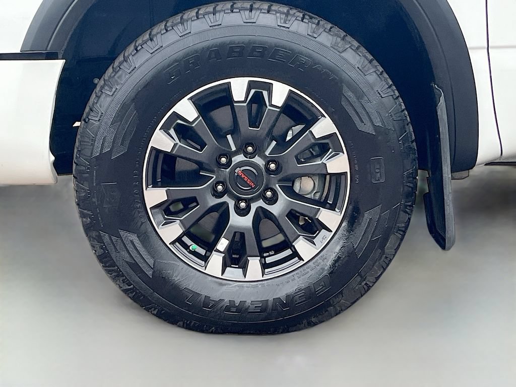 Used 2024 Nissan Titan PRO-4X w/ Pro-4x Convenience Package AWD/4WD image 33