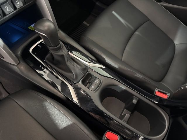 Used 2023 Toyota Corolla Cross XLE image 26