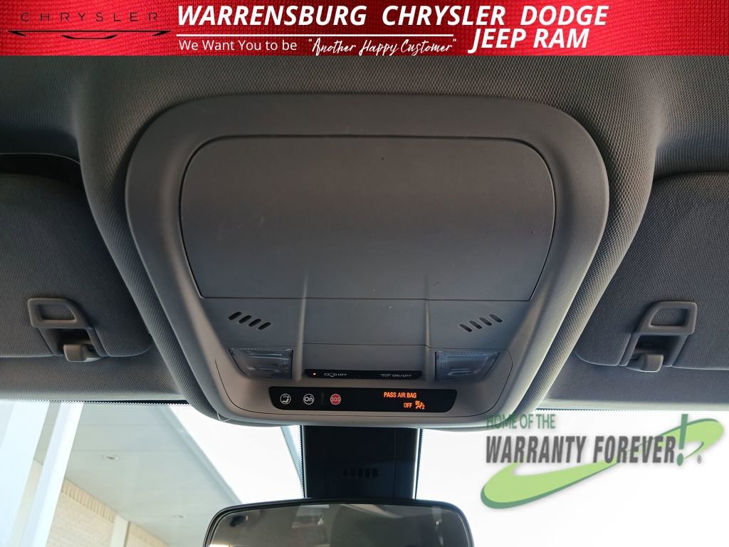 Used 2020 Chevrolet Equinox LS w/ LS Convenience Package image 27