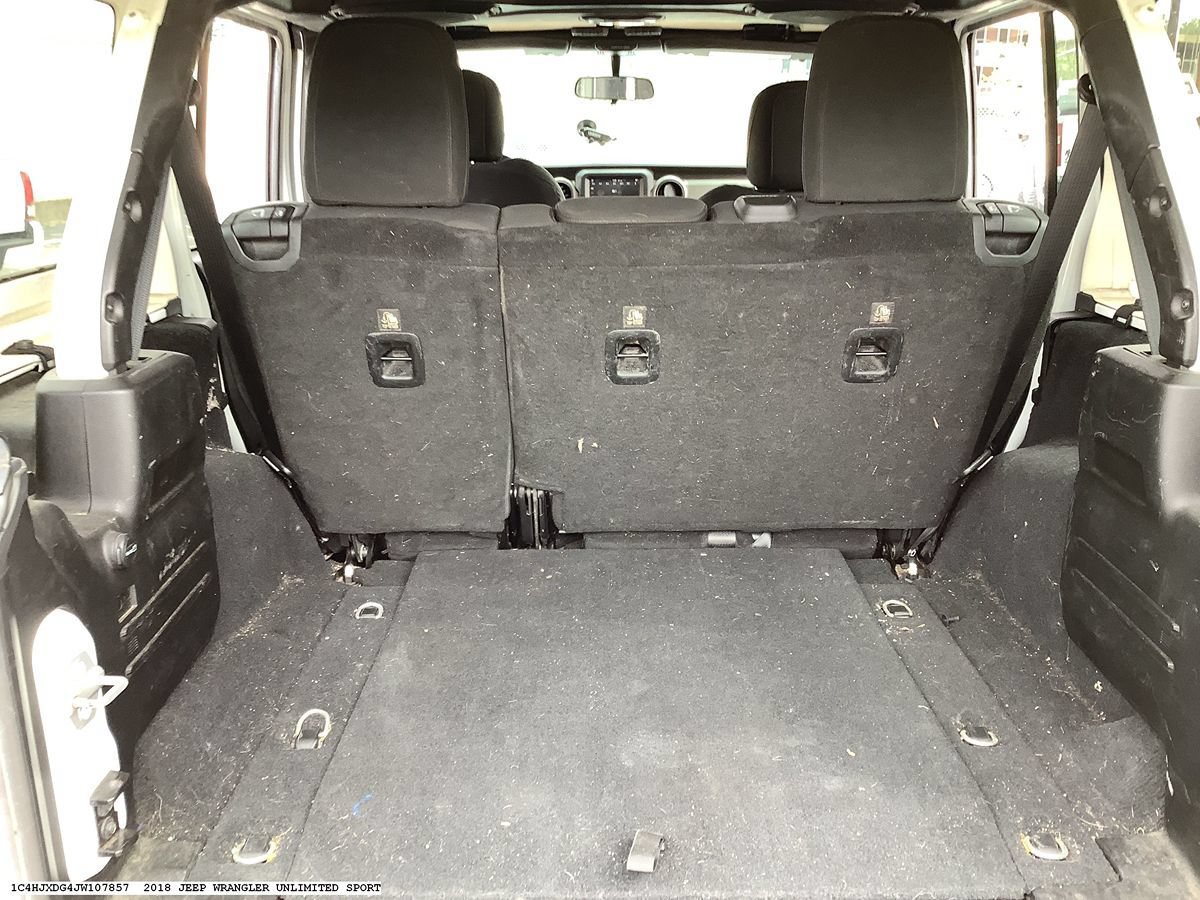 Used 2018 Jeep Wrangler Unlimited Sport S AWD/4WD image 15