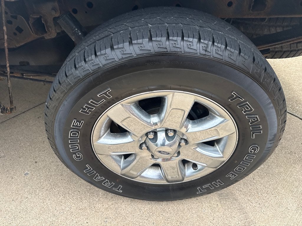 Used 2013 Ford F150 XLT w/ Luxury Equipment Group AWD/4WD image 18