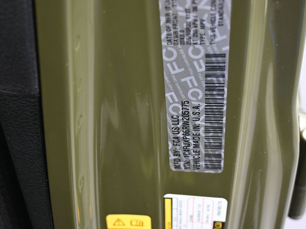 Used 2024 Jeep Wrangler Unlimited Sahara image 15