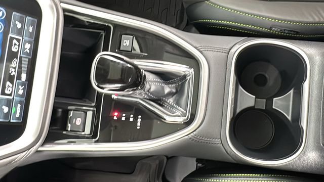 Certified 2025 Subaru Outback Onyx Edition XT image 32