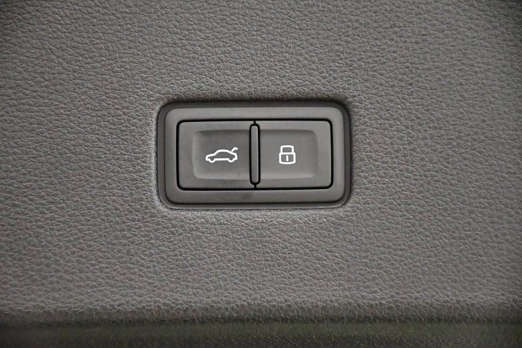 New 2026 Audi Q8 Premium Plus image 56