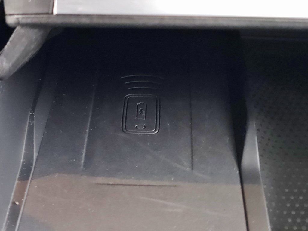 Used 2024 BMW X5 xDrive50e image 37