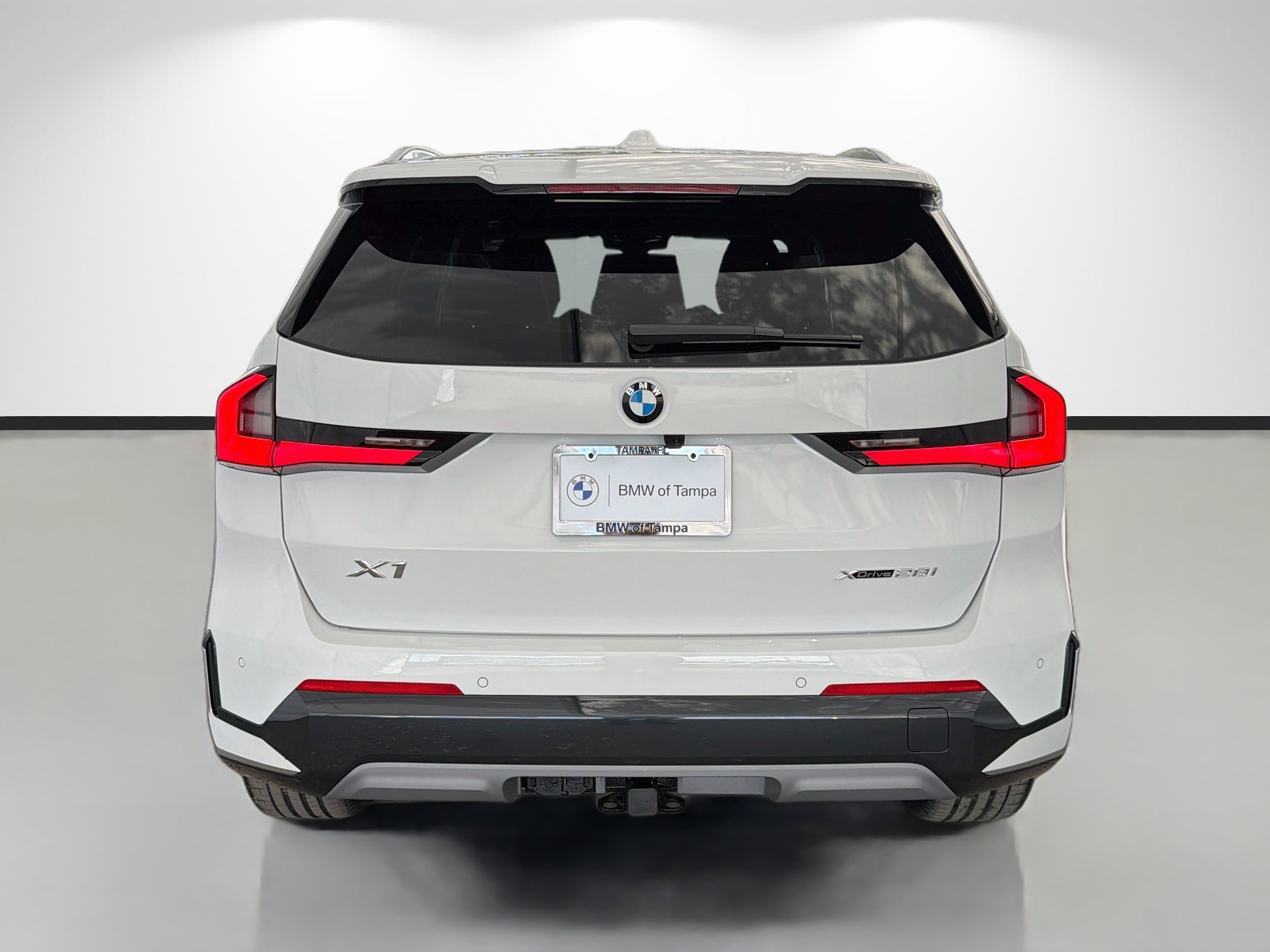 Used 2026 BMW X1 xDrive28i w/ Technology Package AWD/4WD image 4