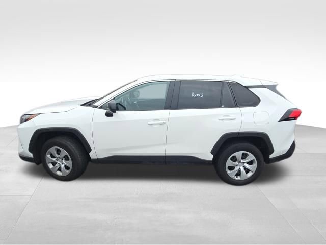 Used 2024 Toyota RAV4 LE image 3