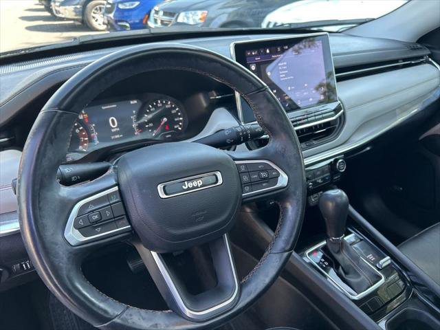 Certified 2022 Jeep Compass Limited w/ Sun and Sound Group image 44