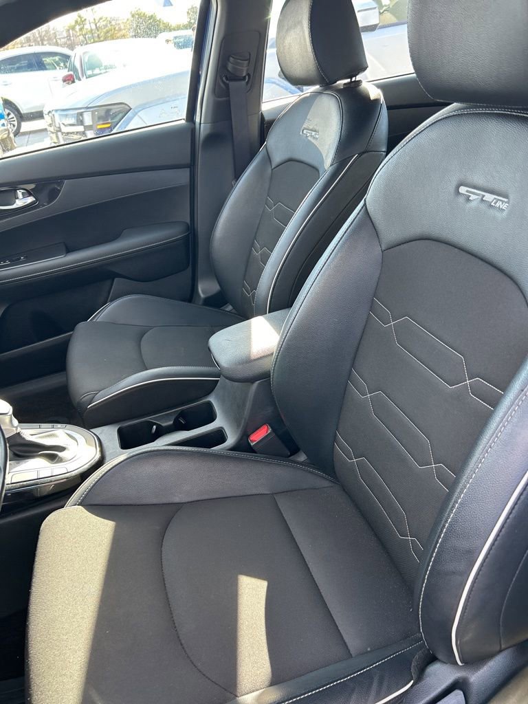 Used 2024 Kia Forte GT-Line image 6