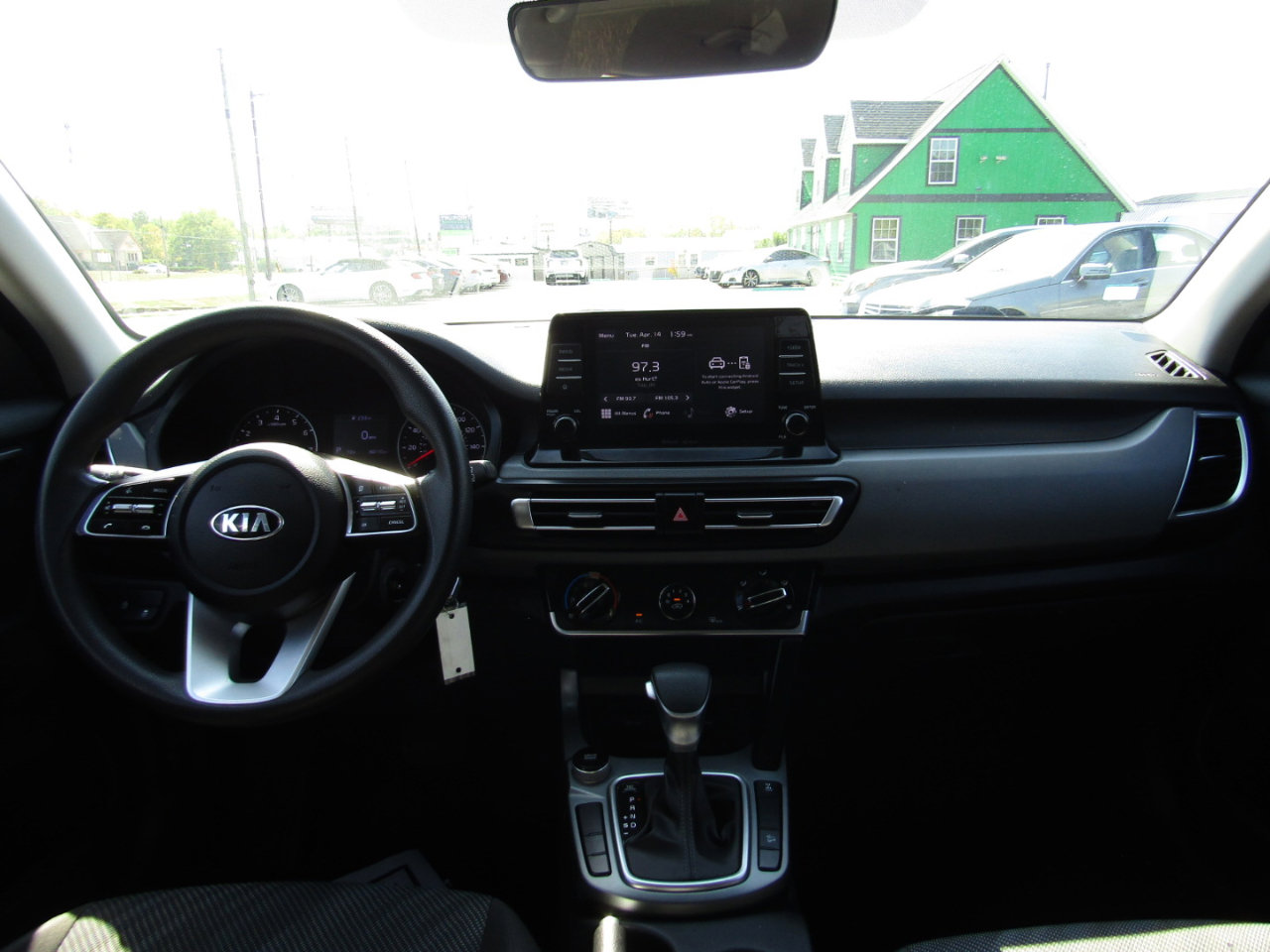 Used 2021 Kia Seltos LX image 9