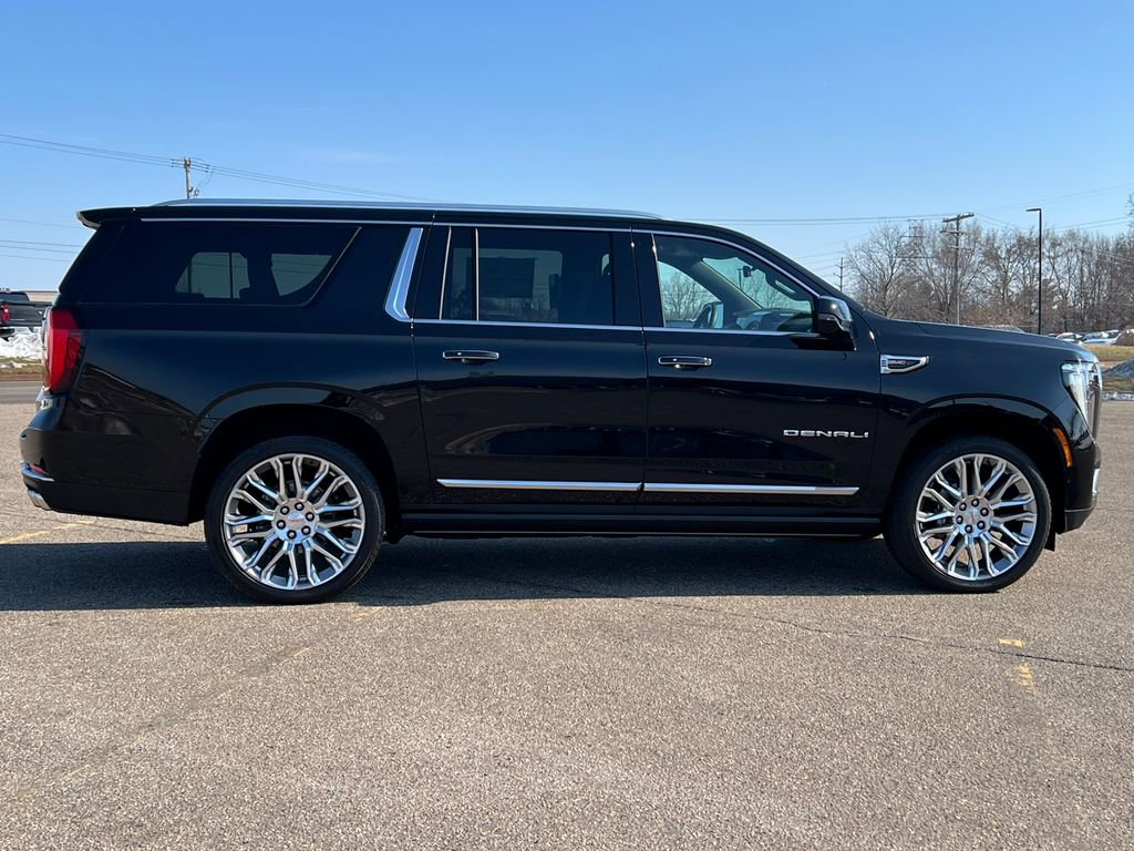 New 2025 GMC Yukon XL Denali w/ Denali Reserve Package image 49