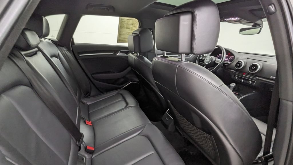 Used 2018 Audi A3 e-tron Prestige w/ Prestige Package FWD image 38