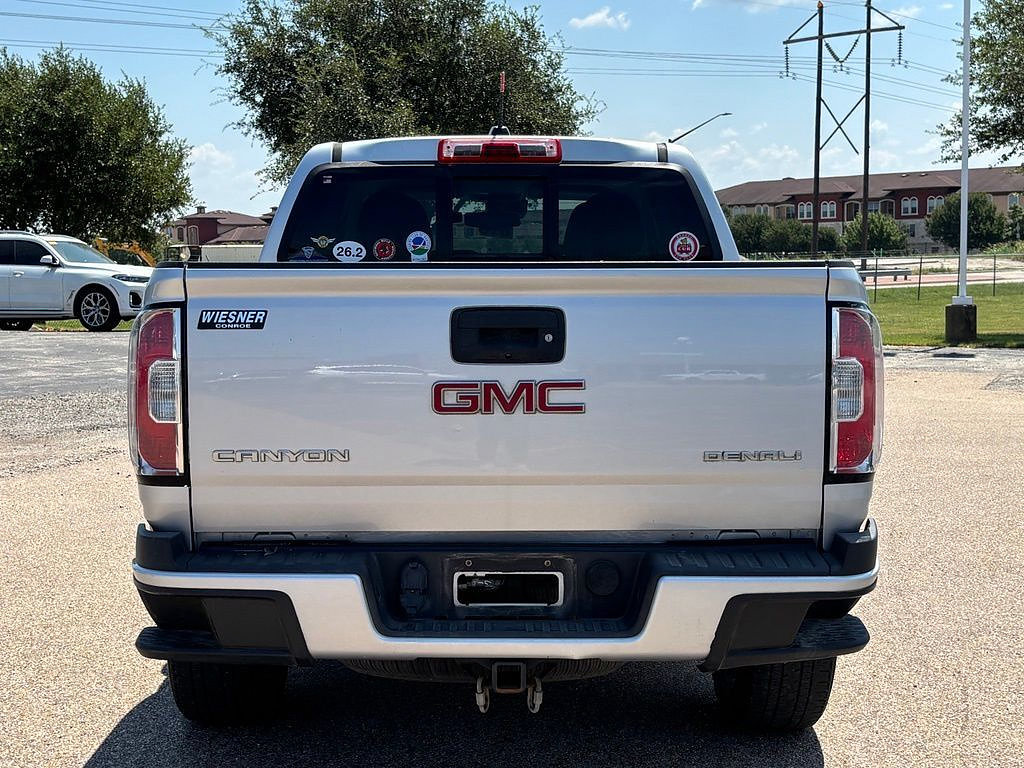 Used 2018 GMC Canyon Denali RWD image 5