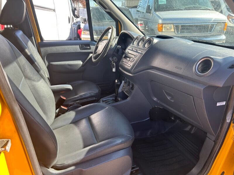 Used 2012 Ford Transit Connect XLT Premium w/ Taxi Pkg image 6
