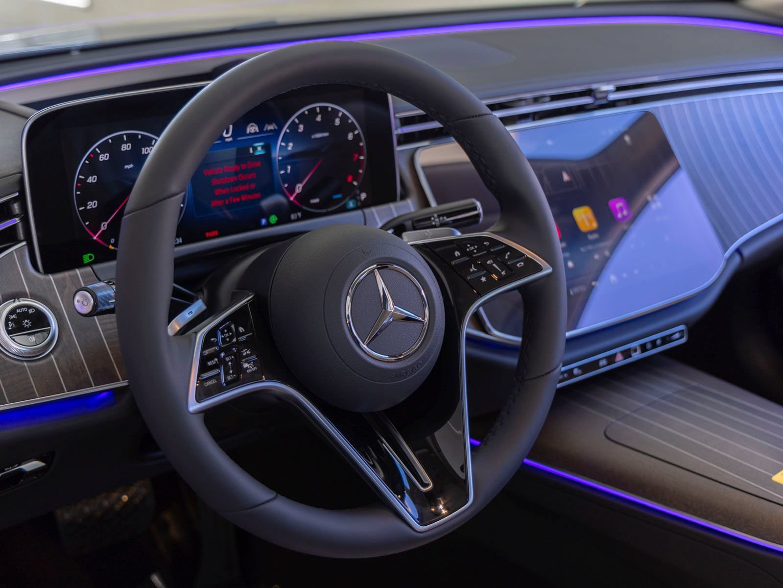 New 2027 Mercedes-Benz E 450 4MATIC Sedan image 15