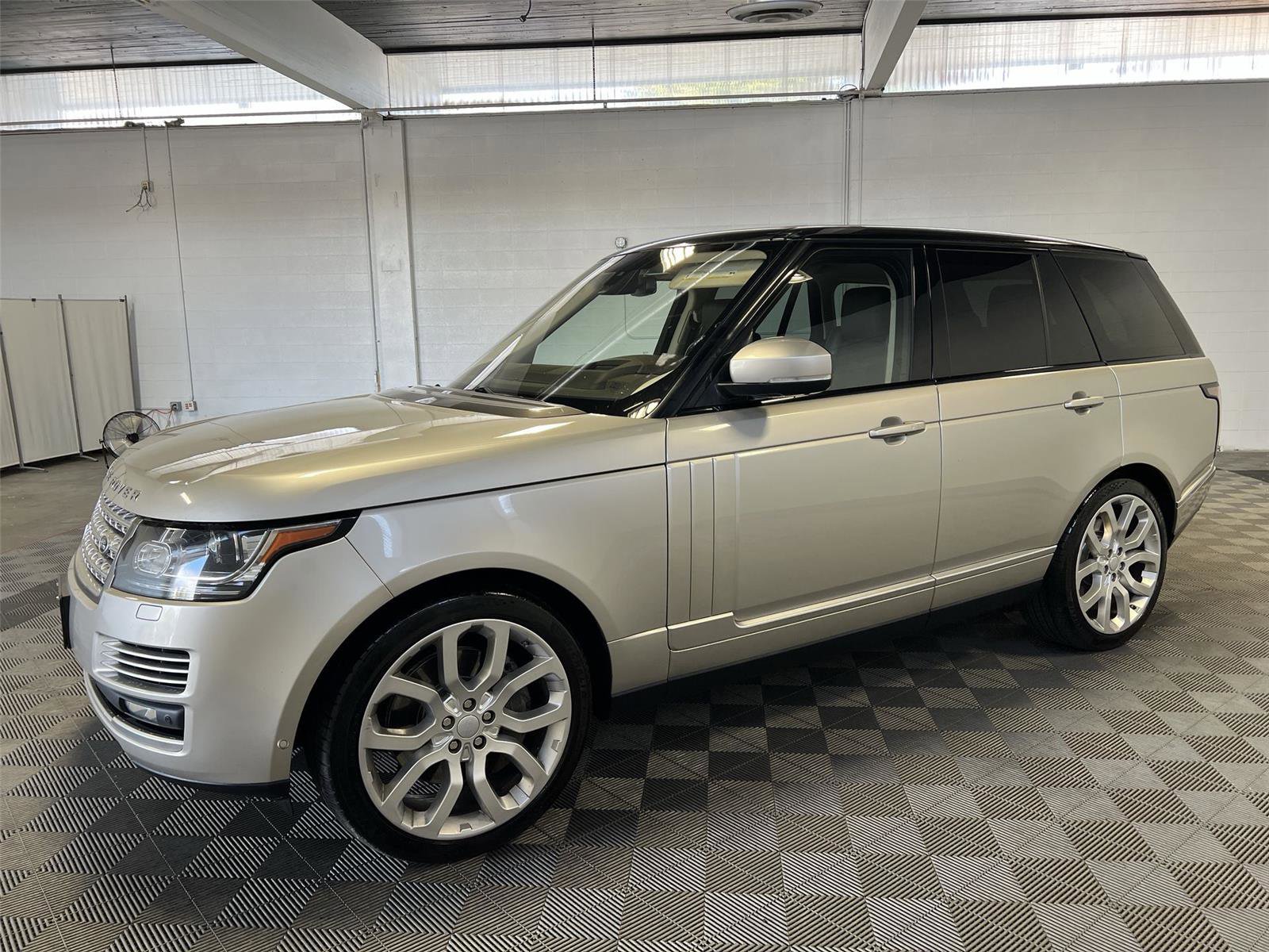 Used 2016 Land Rover Range Rover HSE