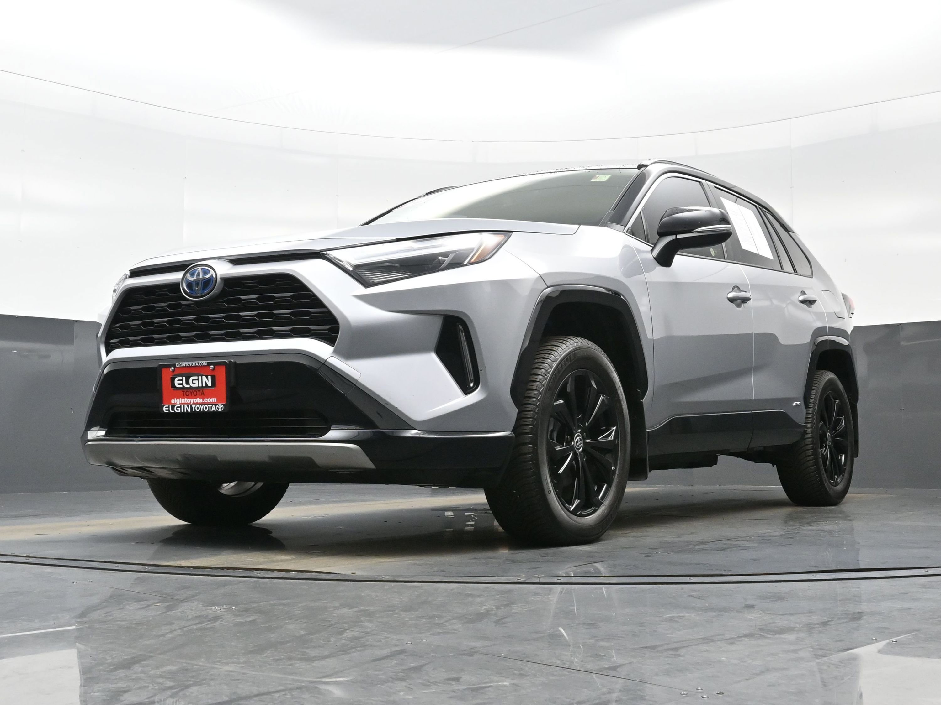 Used 2023 Toyota RAV4 XSE w/ XSE Grade Weather Package image 29