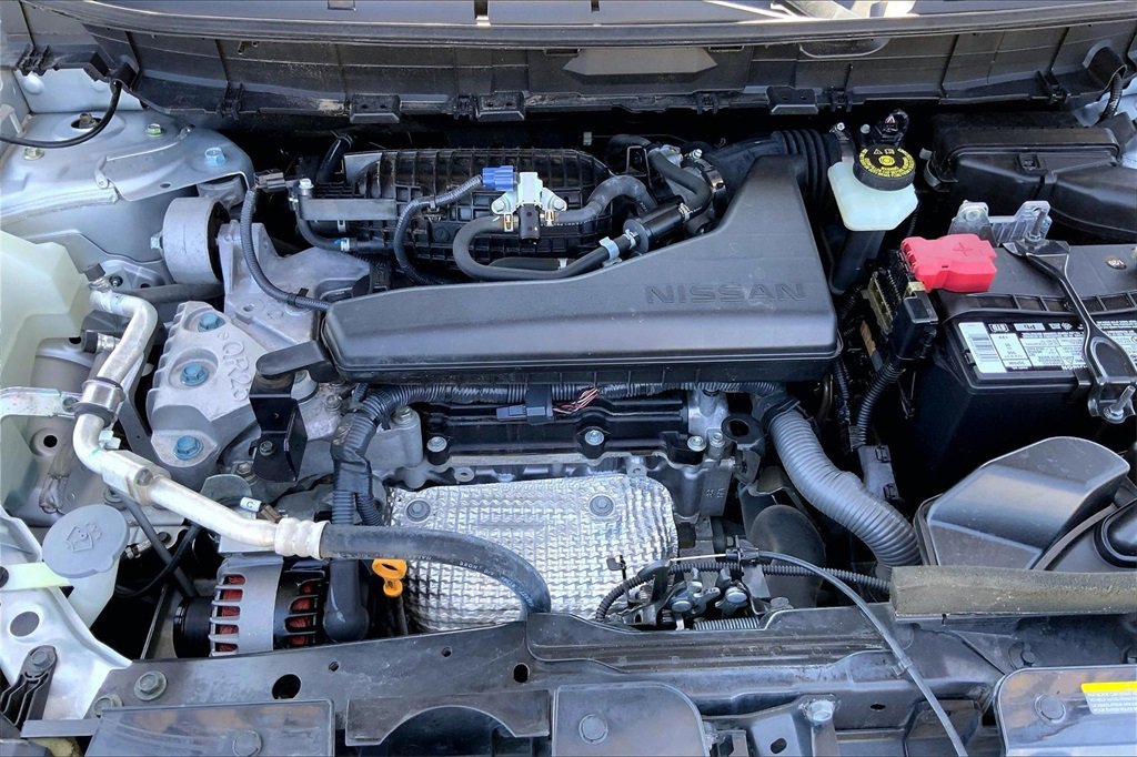 Used 2019 Nissan Rogue SV w/ Premium Package image 30