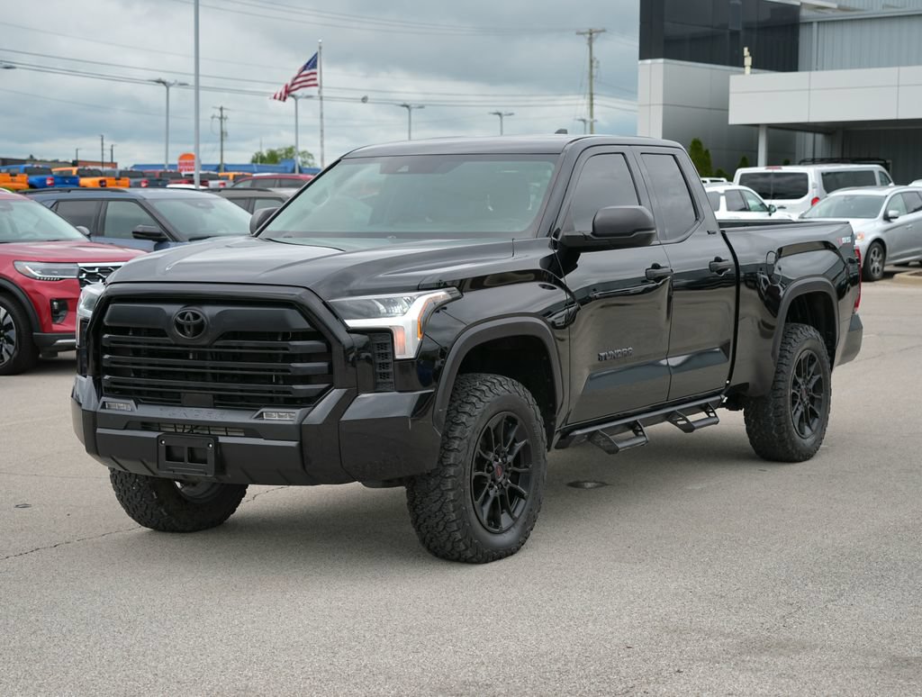 Used 2022 Toyota Tundra SR5 AWD/4WD image 10