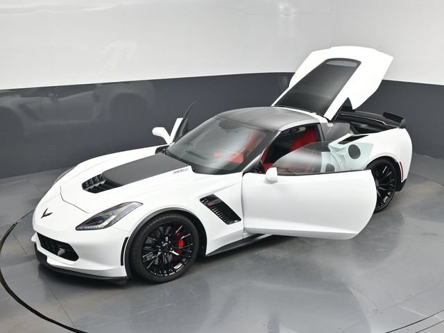 Used 2016 Chevrolet Corvette Z06 w/ 3LZ Preferred Equipment Group RWD image 20