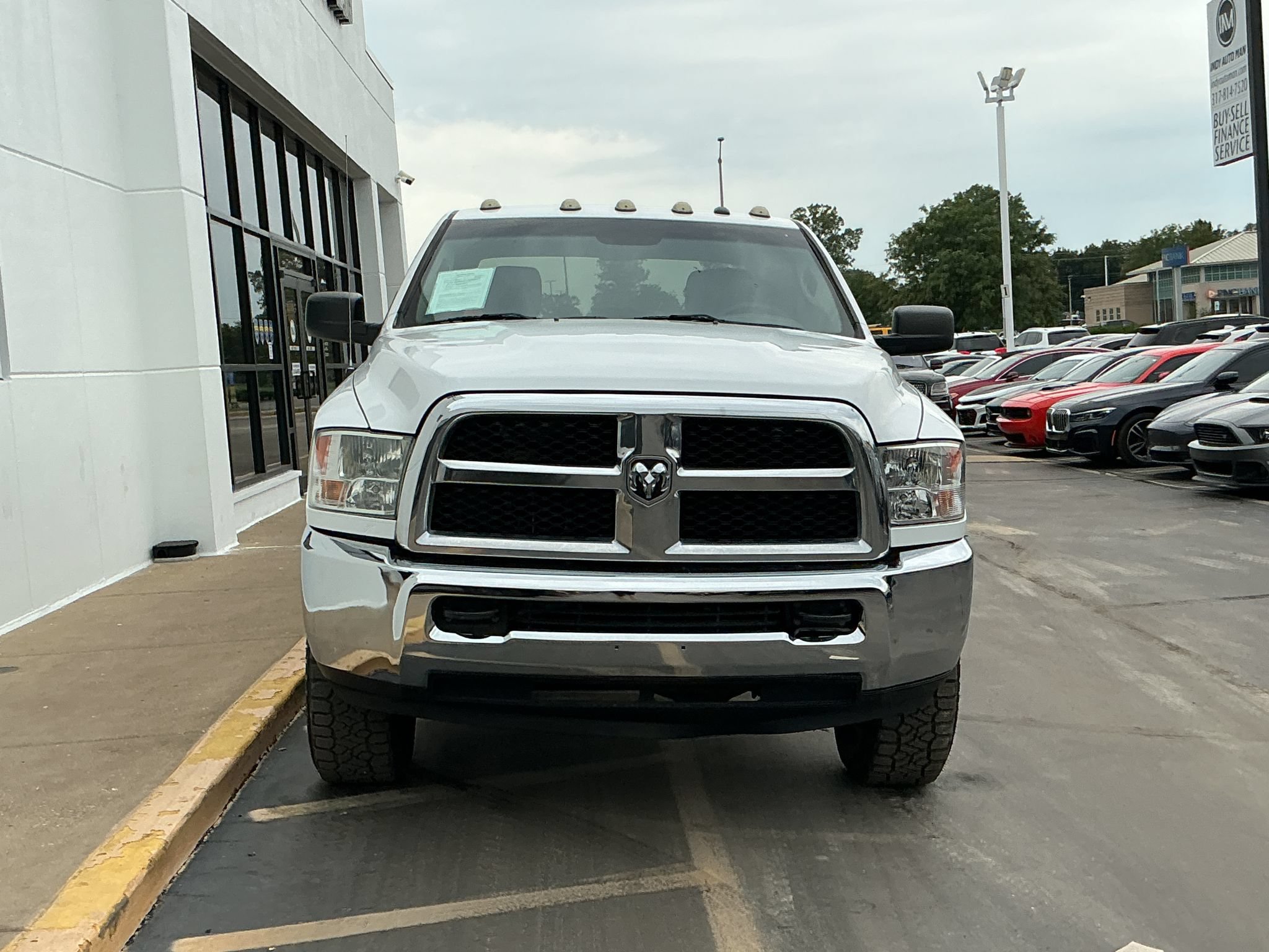 Used 2018 RAM 2500 Tradesman w/ Chrome Appearance Group AWD/4WD image 3