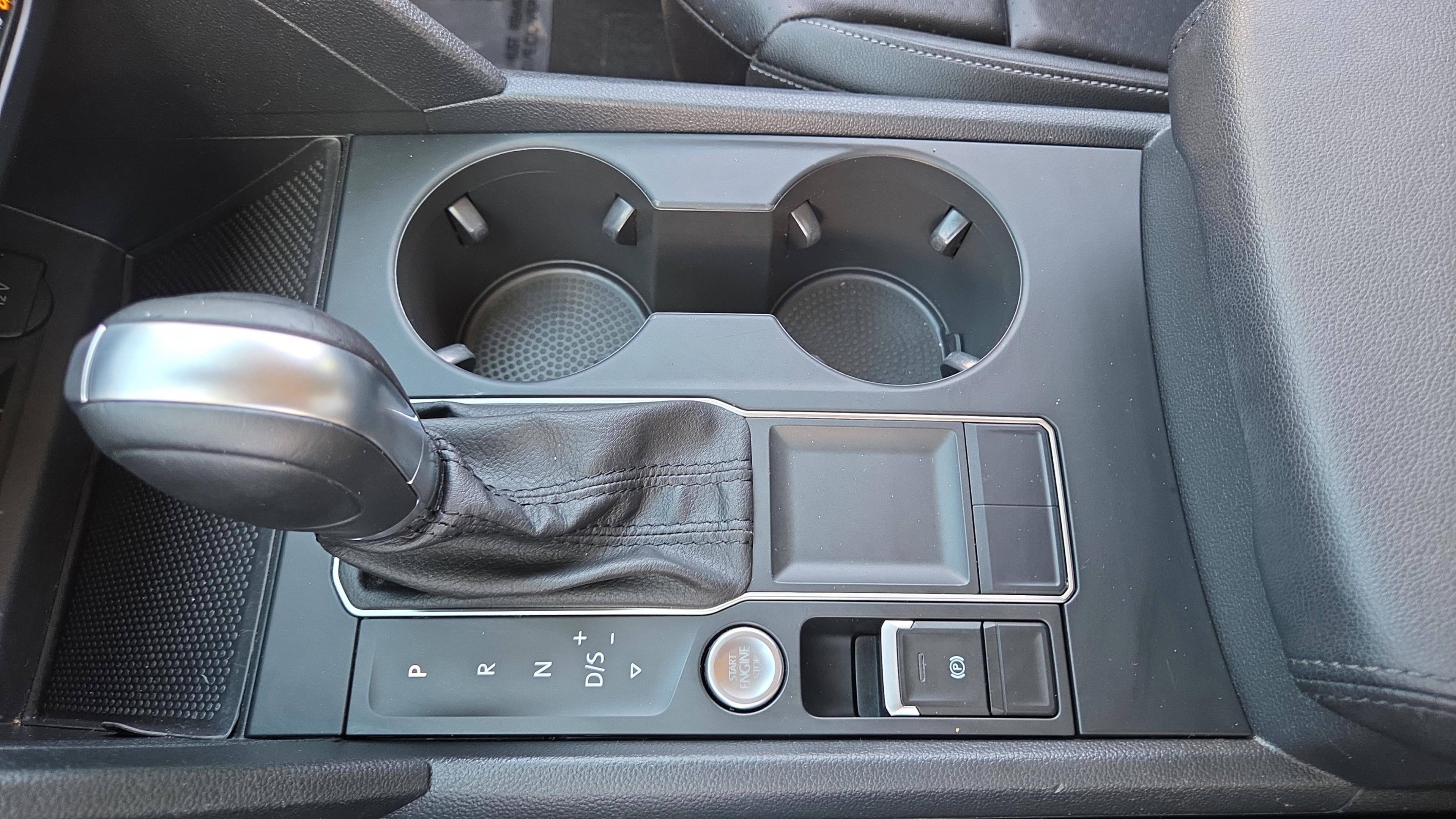 Used 2019 Volkswagen Atlas SE w/ Towing Package FWD image 33