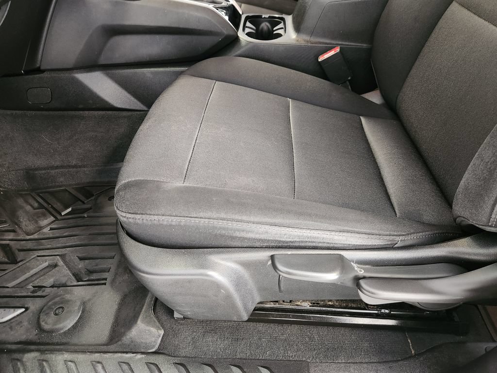 Used 2023 Chevrolet Colorado Trail Boss AWD/4WD image 23