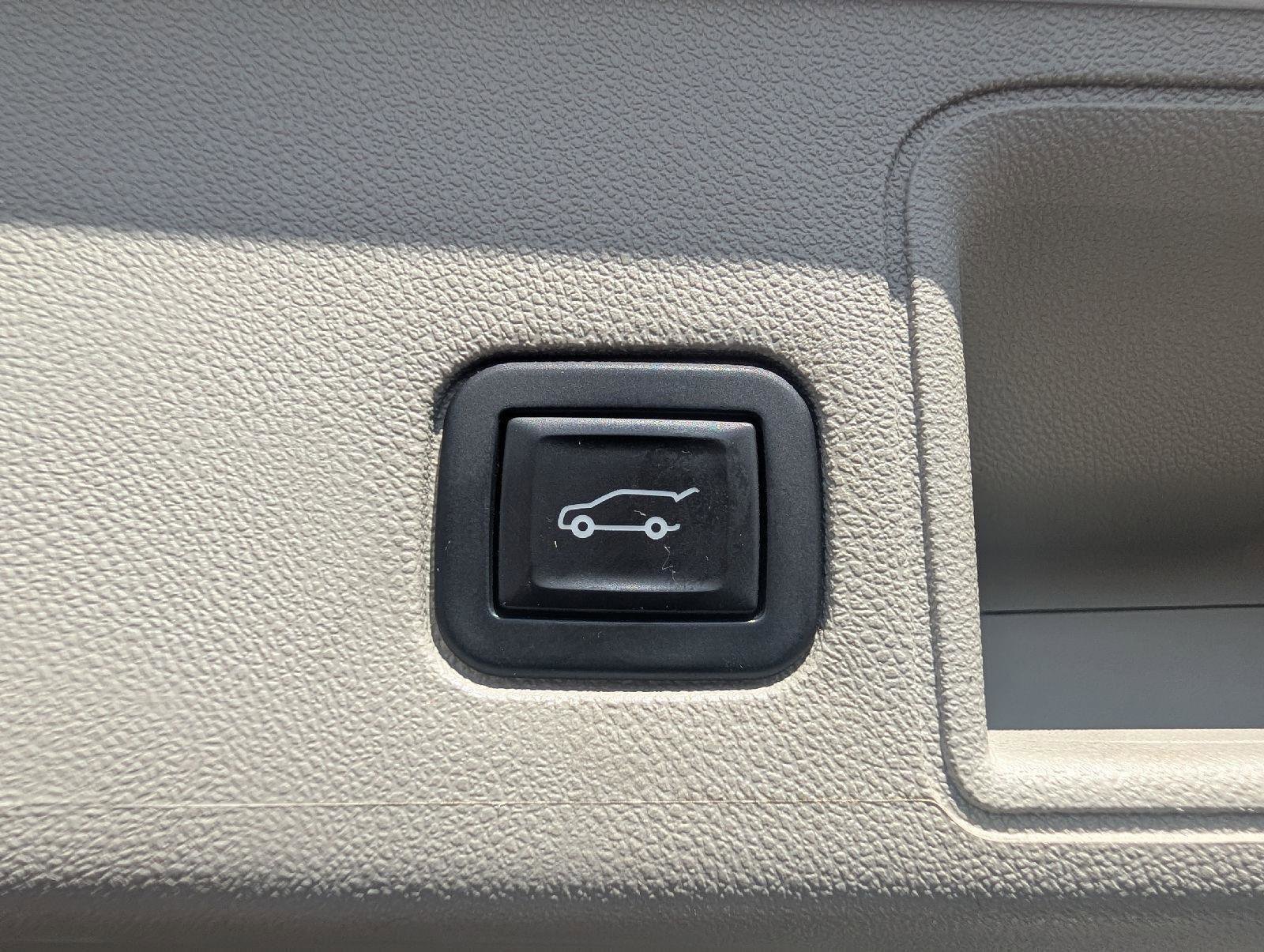 Used 2020 GMC Terrain Denali AWD/4WD image 24