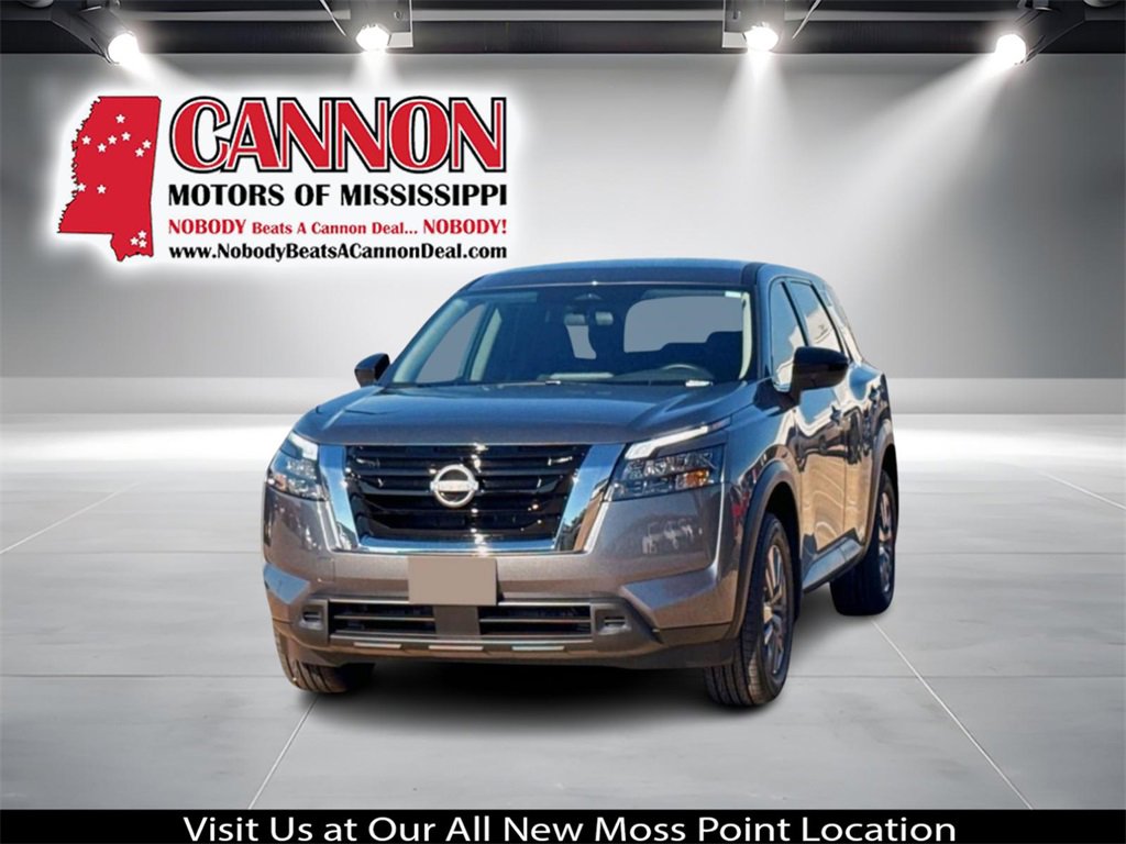 New 2025 Nissan Pathfinder S