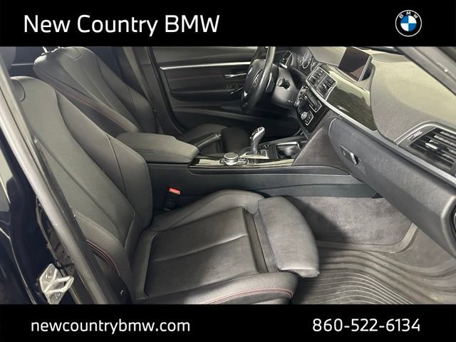 Used 2018 BMW 330i xDrive Sedan AWD/4WD image 28