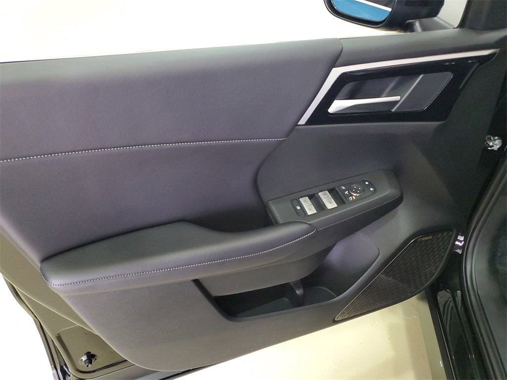 New 2025 Mitsubishi Outlander SE image 20