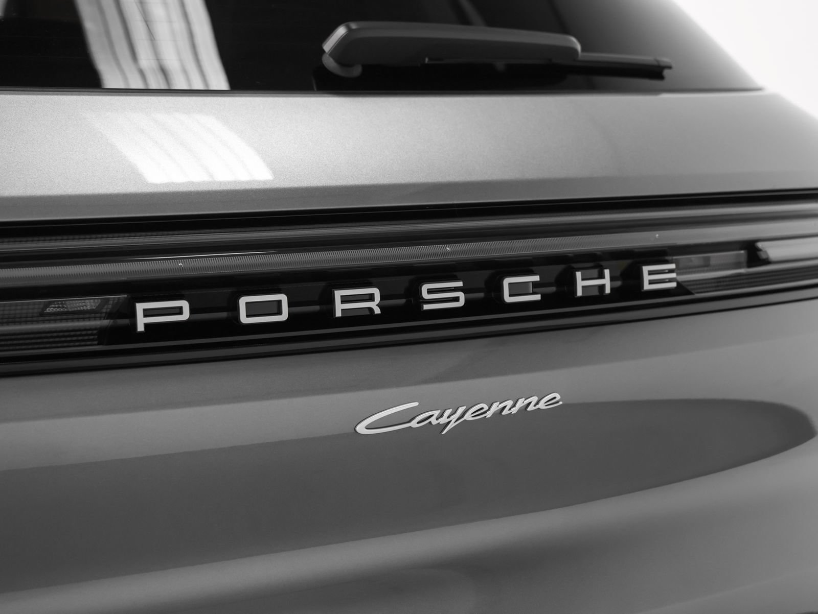 New 2026 Porsche Cayenne AWD/4WD image 18