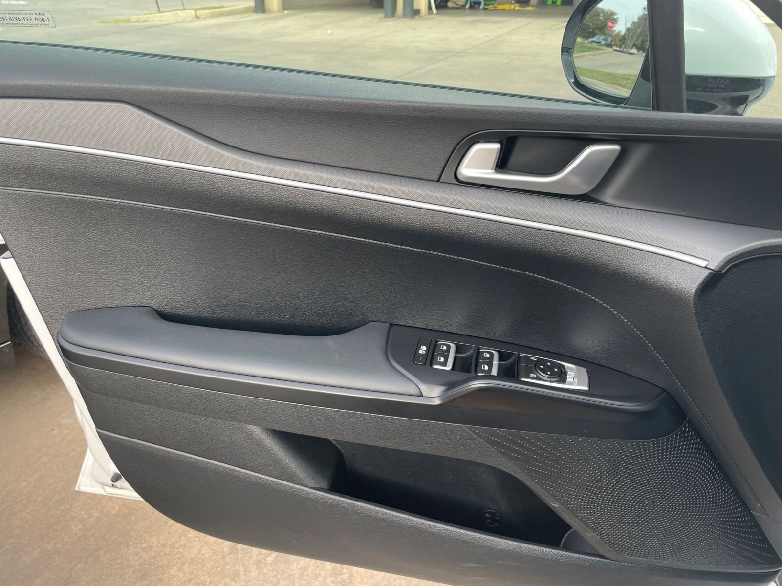 Used 2025 Kia K5 LXS image 18