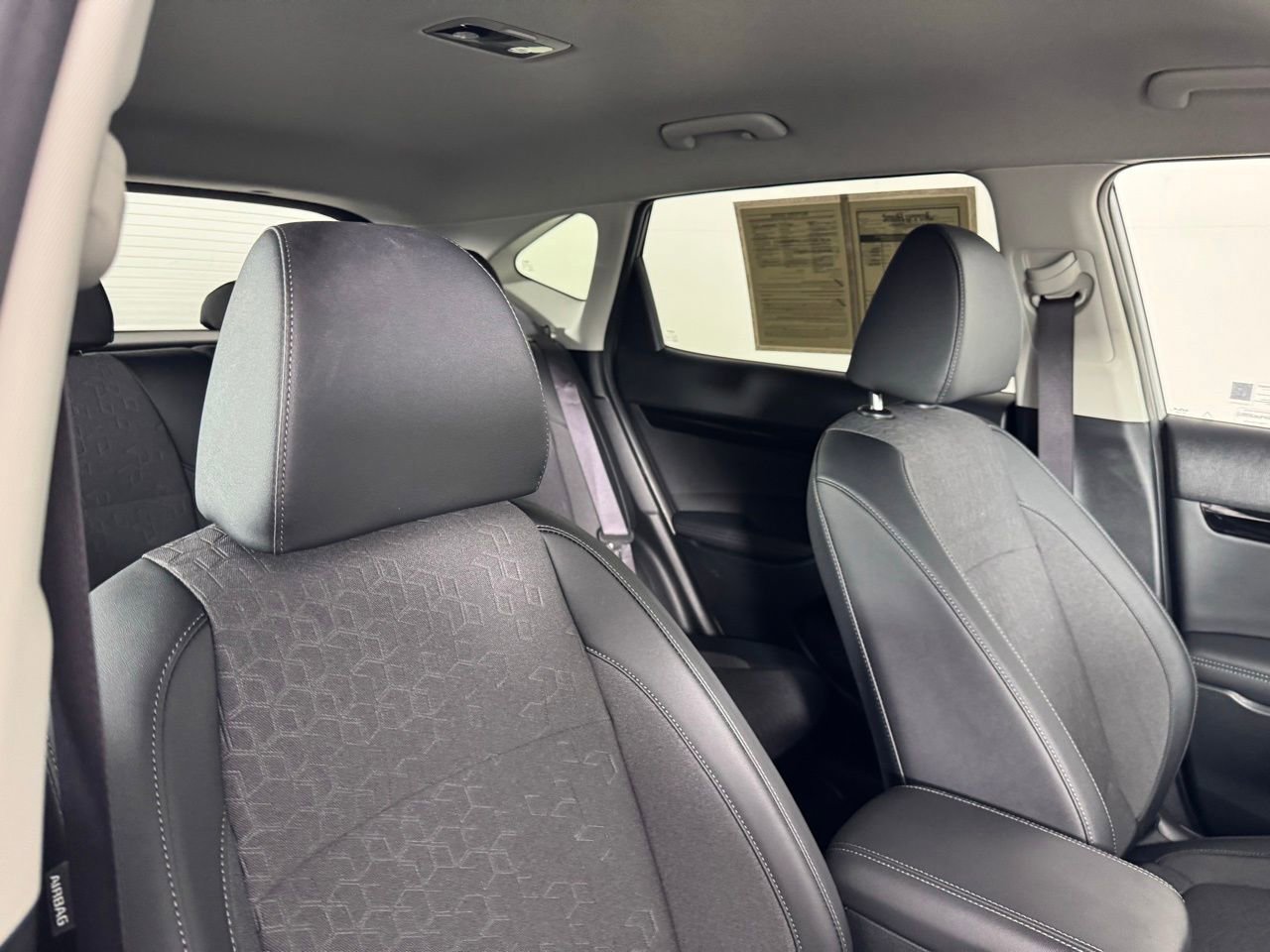 Used 2024 Kia Seltos S image 31