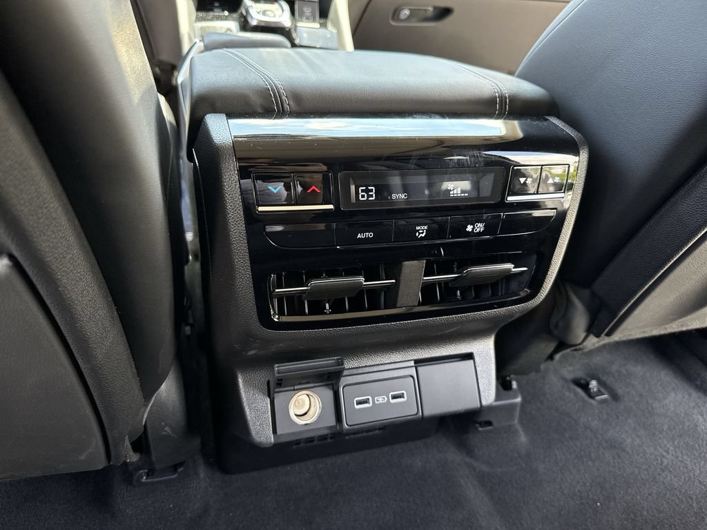 Used 2024 Acura MDX w/ Technology Package FWD image 37
