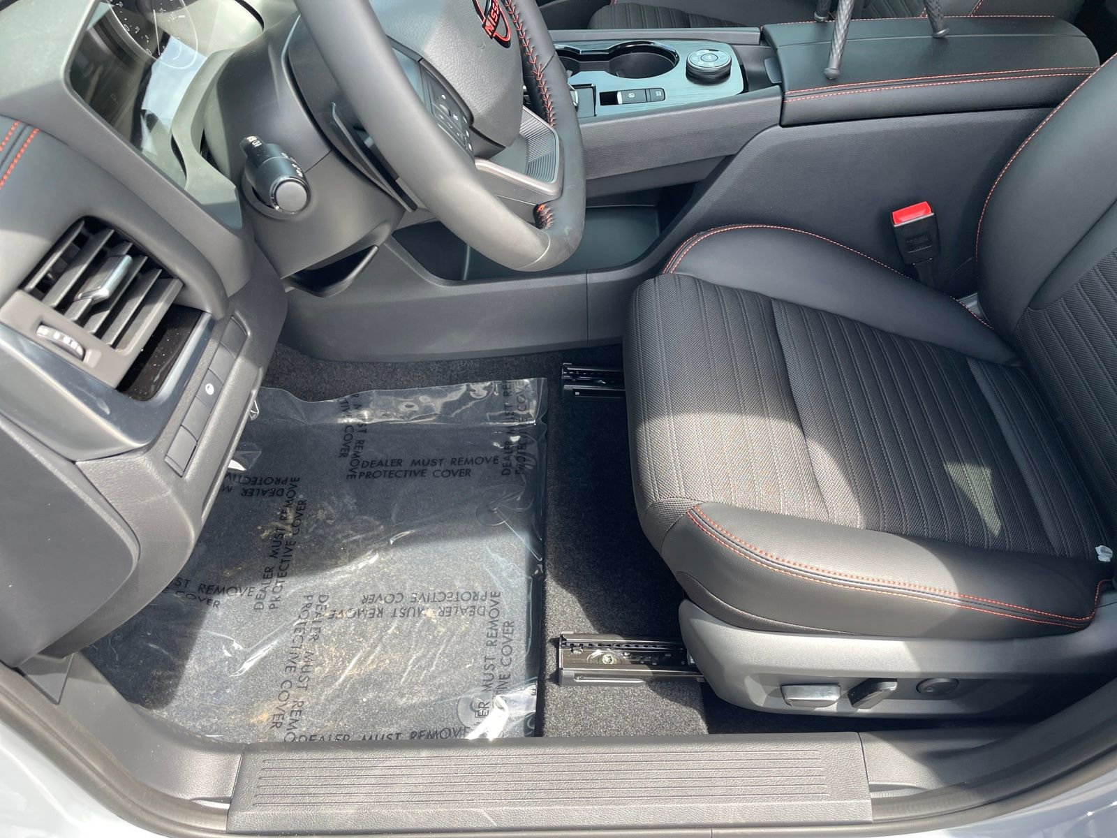 New 2026 Nissan Rogue SV image 18