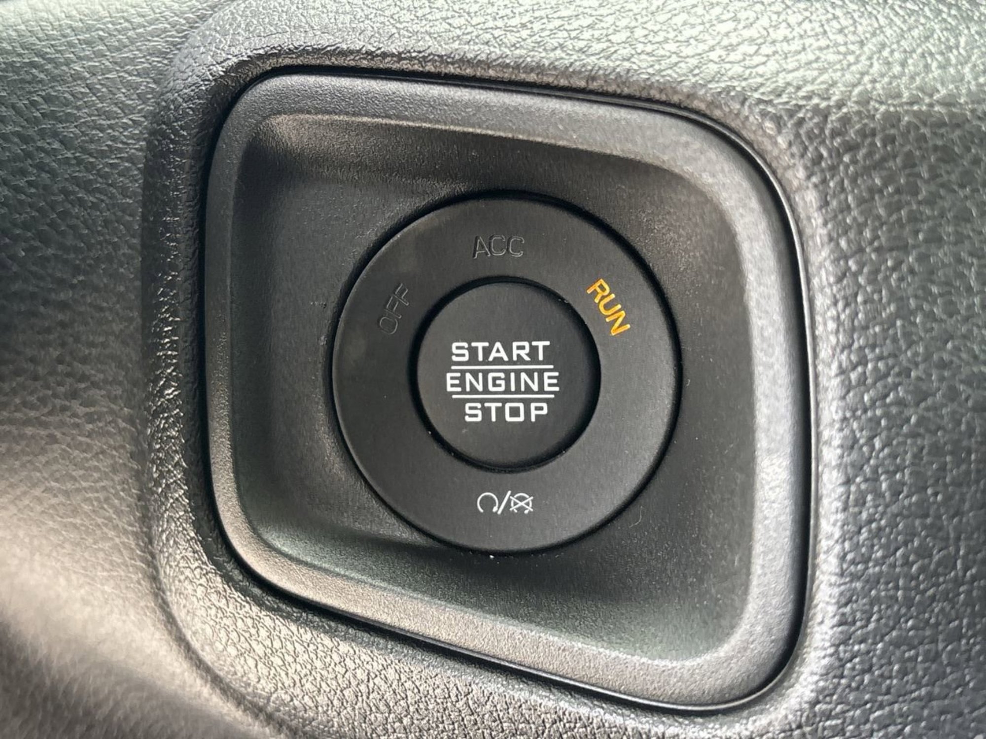 New 2025 Jeep Wrangler Sport S image 28