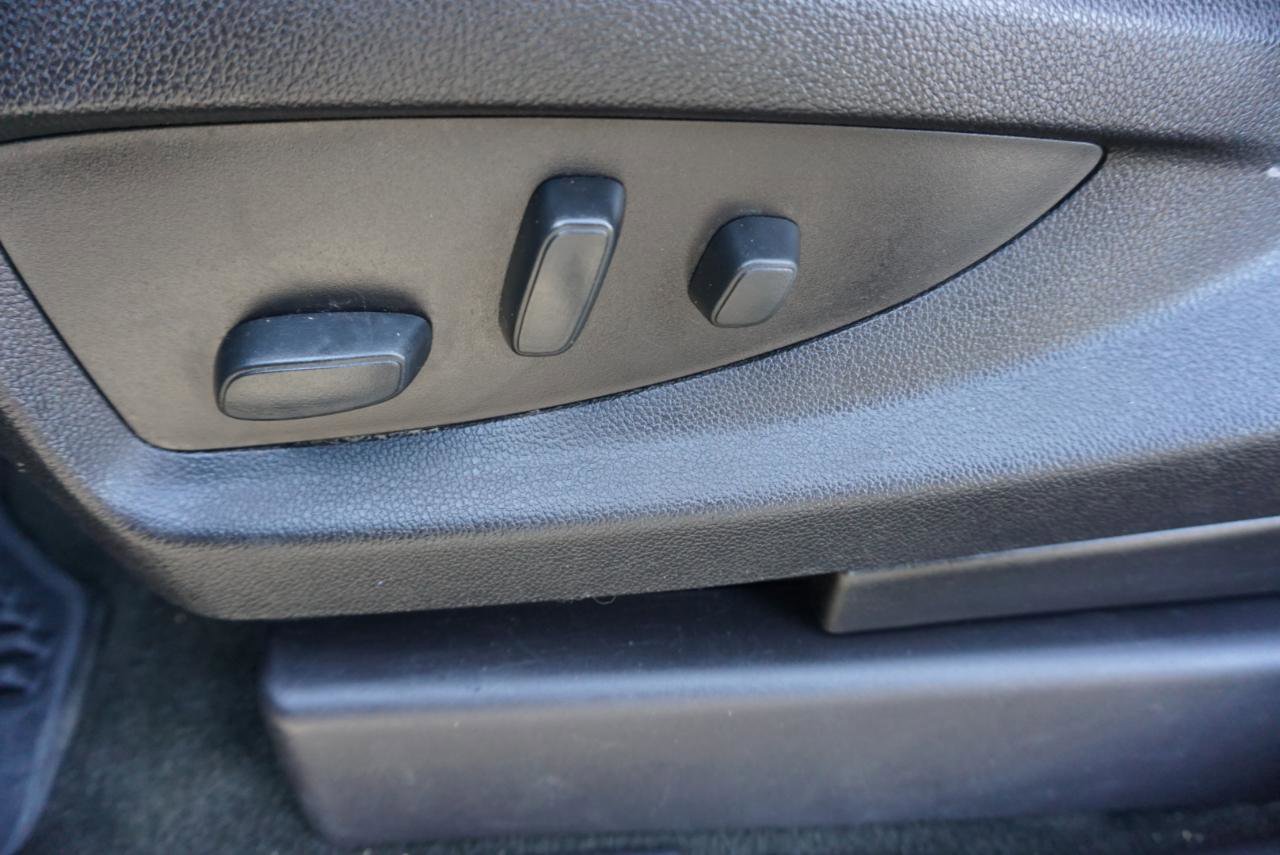 Used 2018 GMC Sierra 1500 SLE w/ SLE Value Package image 9