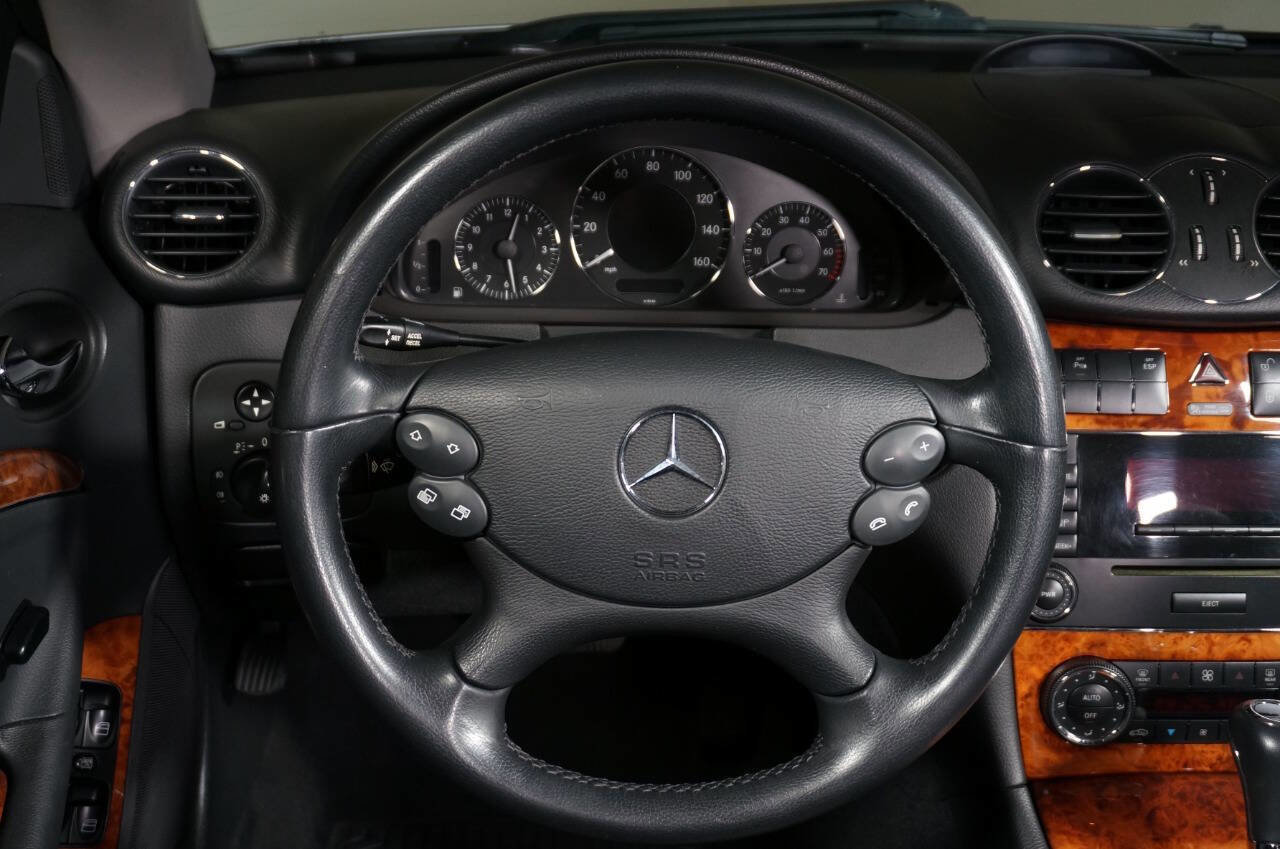 Used 2005 Mercedes-Benz CLK 500 Cabriolet image 15