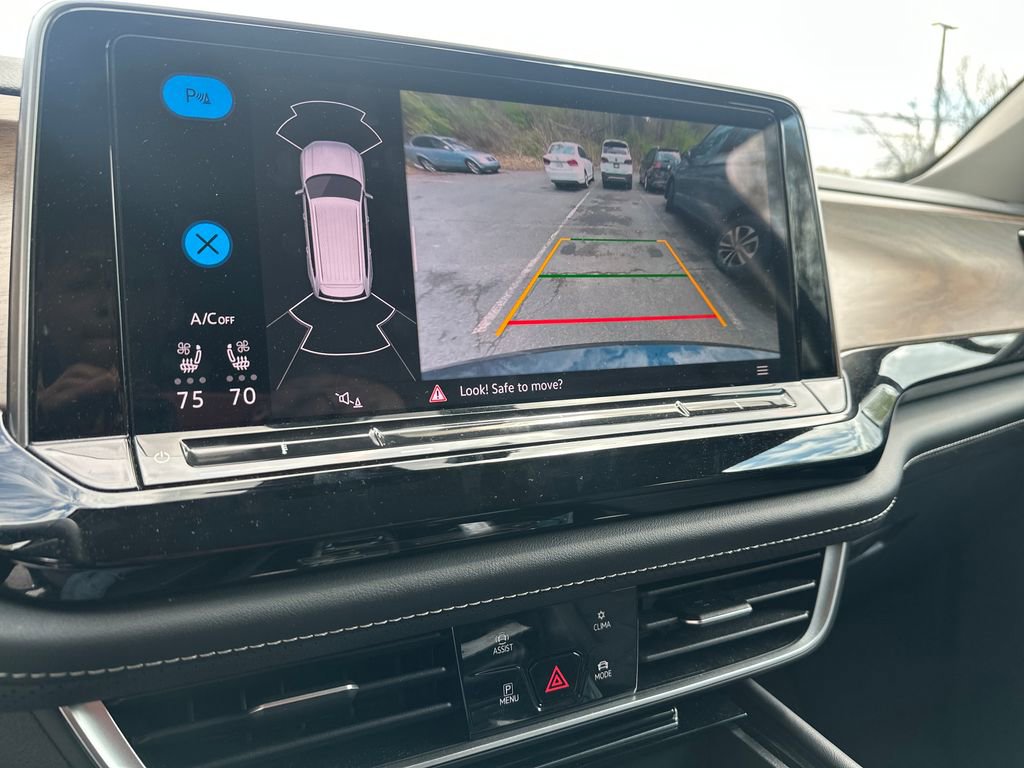 Certified 2024 Volkswagen Atlas SE AWD/4WD image 10