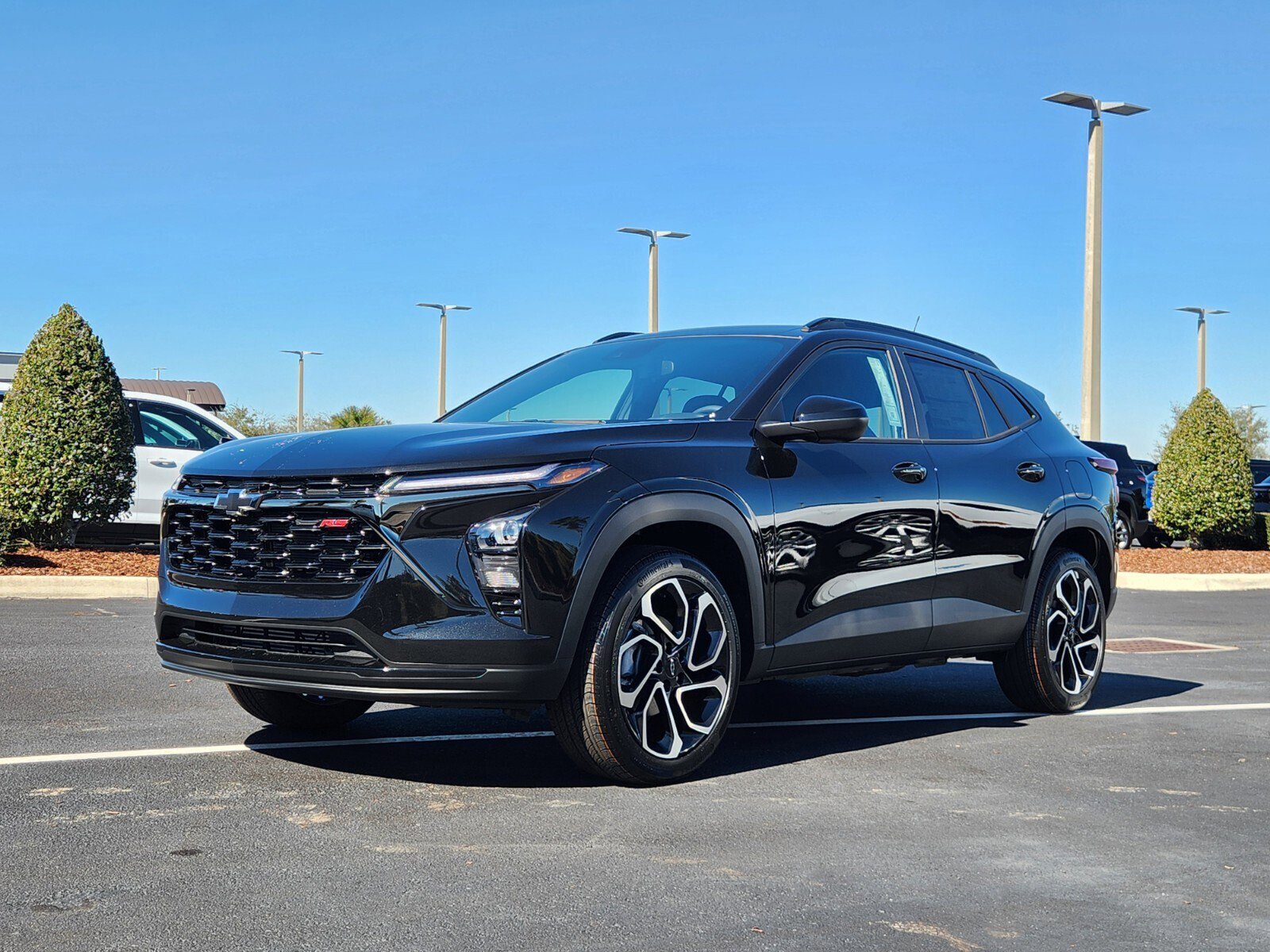 New 2026 Chevrolet Trax RS w/ Driver Confidence Package image 2