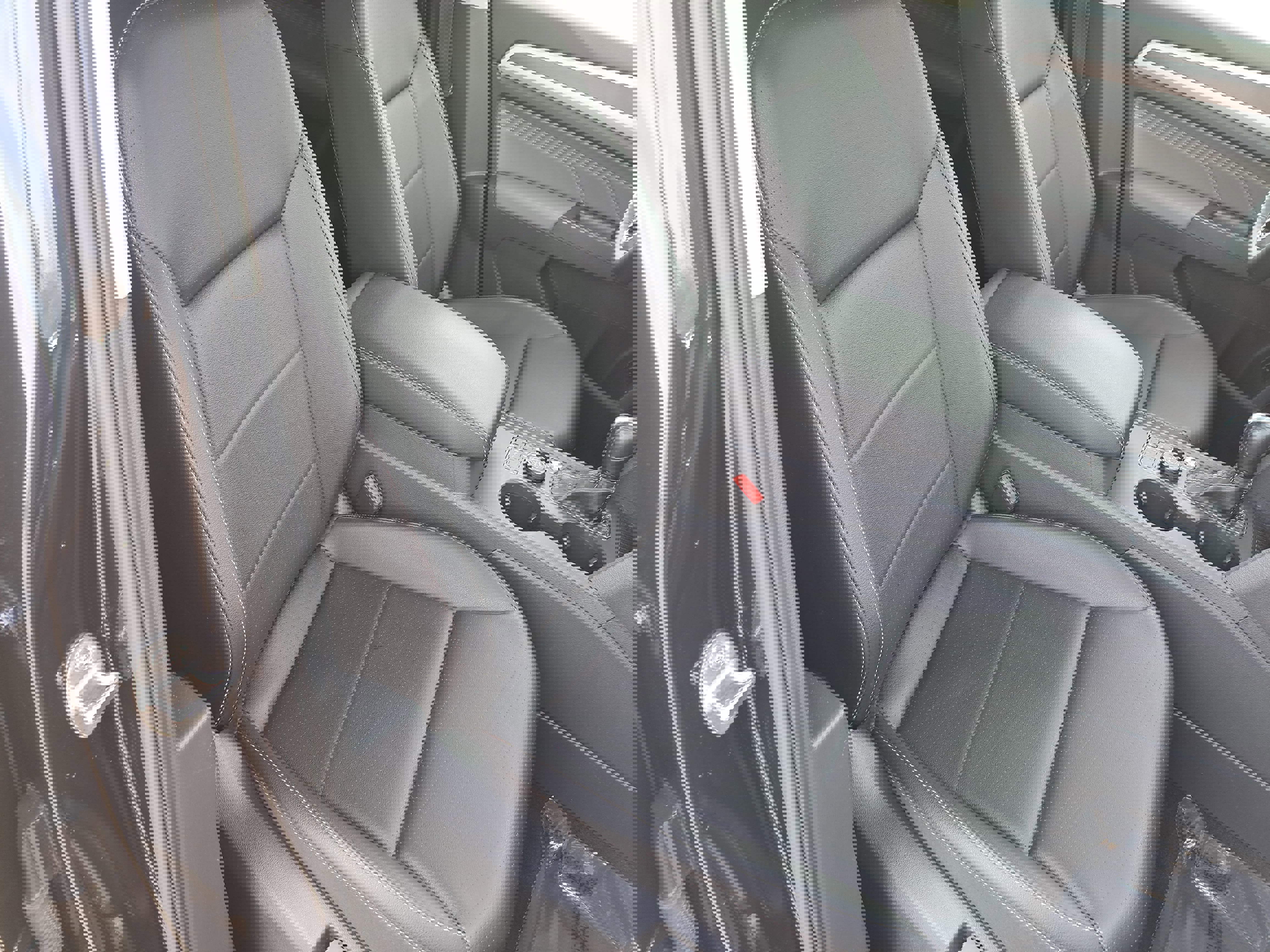 Used 2021 Volkswagen Atlas SE image 10